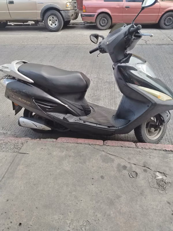 Moto honda élite 125