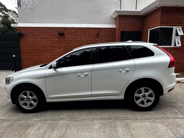 VOLVO XC-60 2016 DE AGENCIA T5 AWD 2016