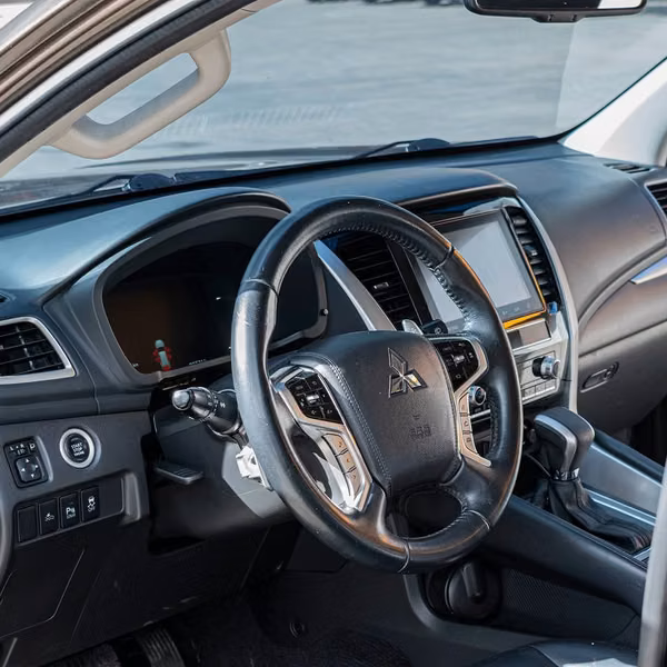 MITSUBISHI MONTERO SPORT PREMIUM 2021 DE AGENCIA