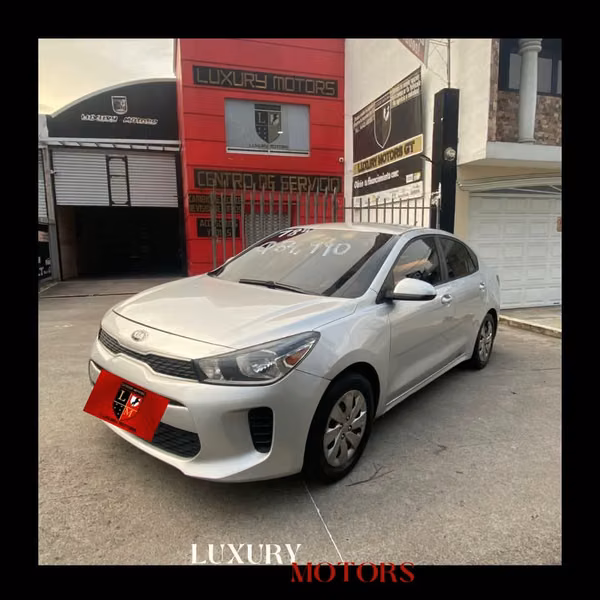 KIA RIO AUTOMÁTICO MODELO 2018 
