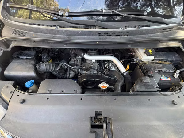 Pnel Hyundai H1 GL año 2021 de agencia