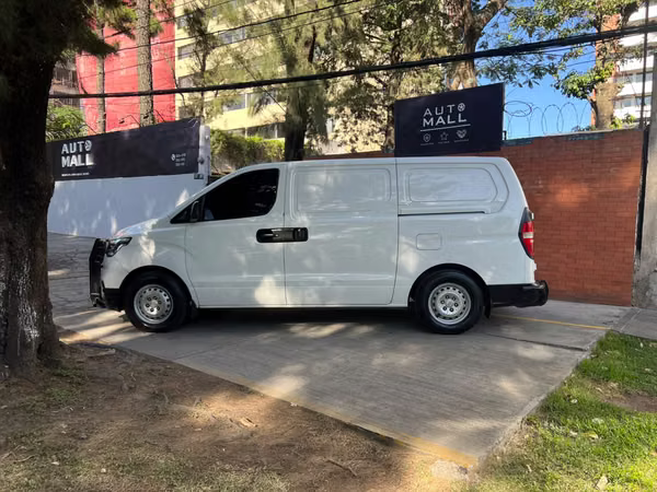 Panel Hyundai H1 GL año 2020 de agencia