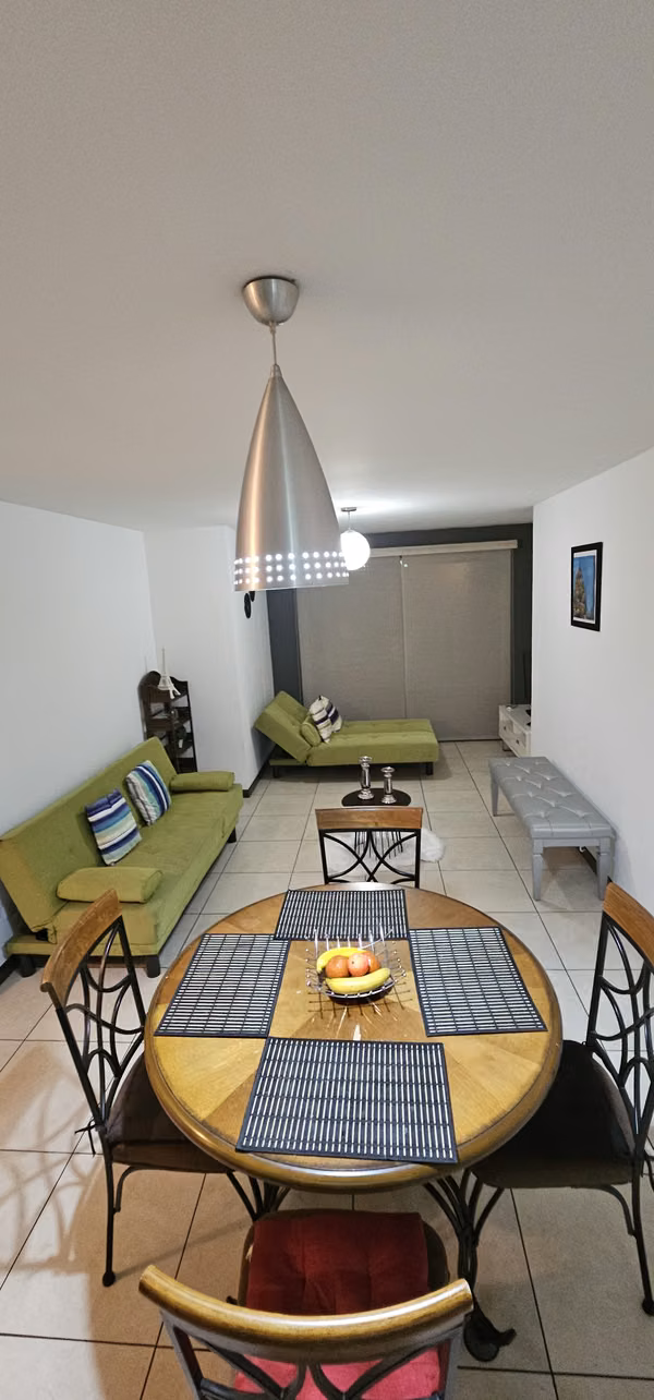 APARTAMENTO AMUEBLADO EN RENTA EN ZONA 11, SANTA MARÍA DE LAS CHARCAS 