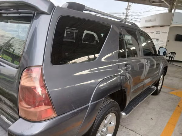 Toyota 4Runner Limited de Agencia