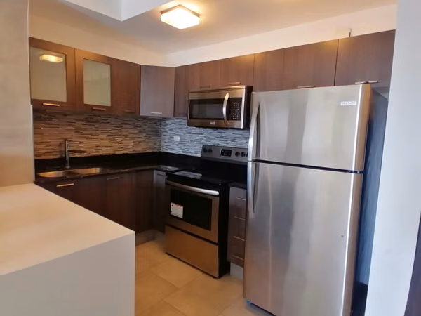 Vendo amplio Apartamento de 3 habitaciones en Neo z.10, excelente ubicación. 