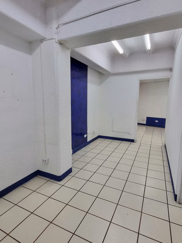 OFICINA EN VENTA | ZONA 10 – 20 CALLE