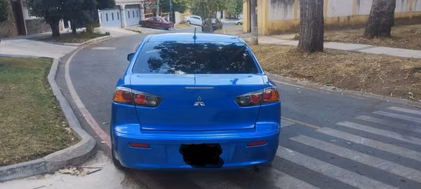 Bonito Mitsubishi Lancer