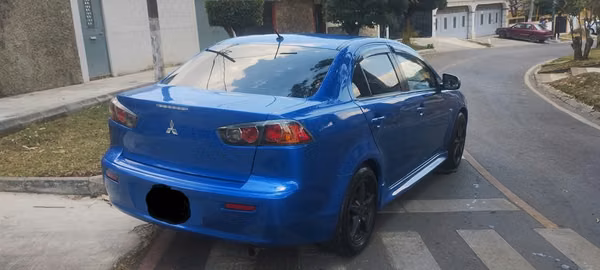 Bonito Mitsubishi Lancer