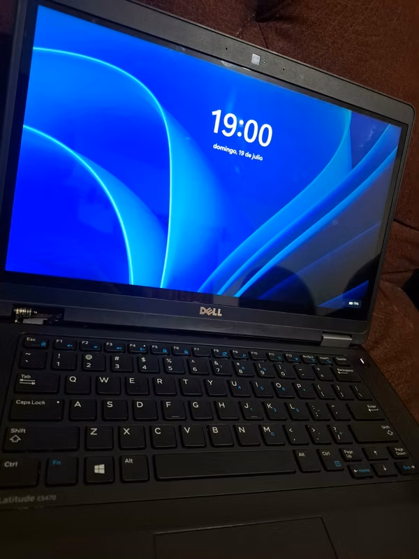 Laptop Dell core i5 rapida