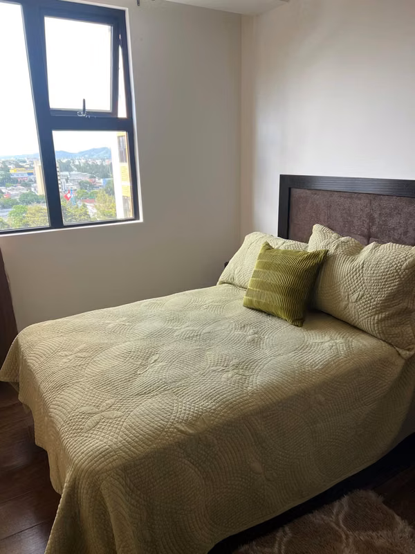 Zona 10 Brunelo apartamento Amueblado