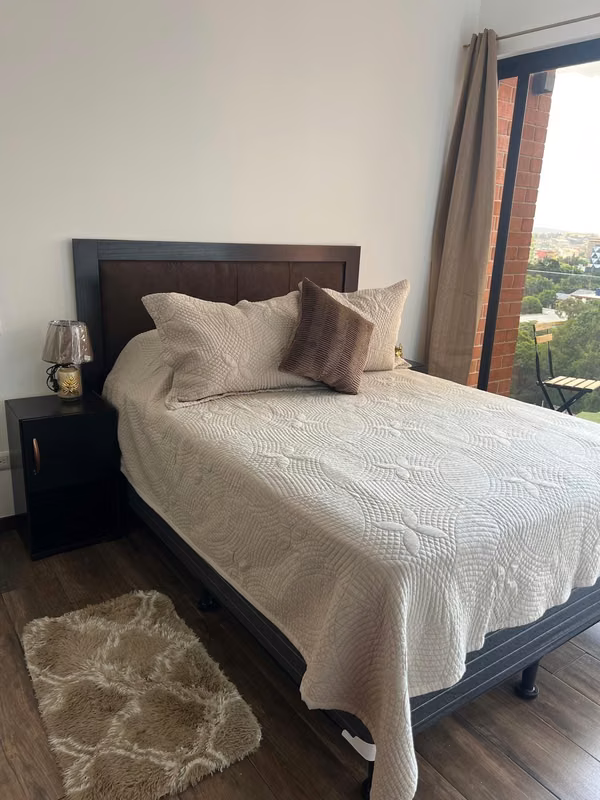 Zona 10 Brunelo apartamento Amueblado