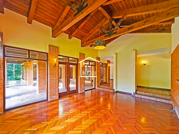 Casa en Zona 14