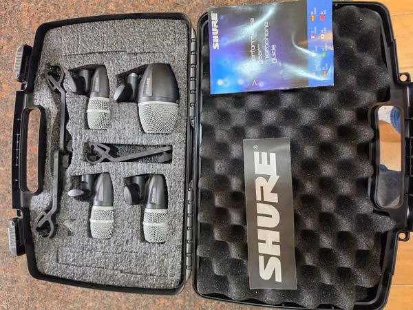 KIT DE MICROFONOS PARA BATERIA ACUSTICA MARCA SHURE (COMPLETAMENTE NUEVOS)