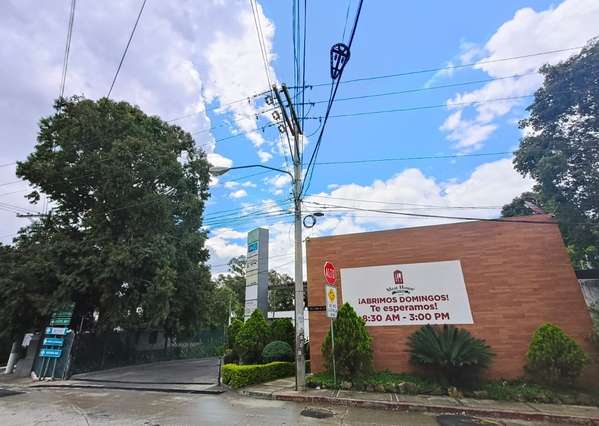 Local en Zona 16