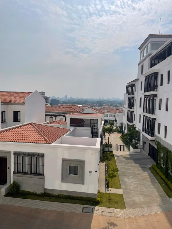 APARTAMENTO EN RENTA DE 2 HABITACIONES – LIRIOS 3 DE CAYALÁ