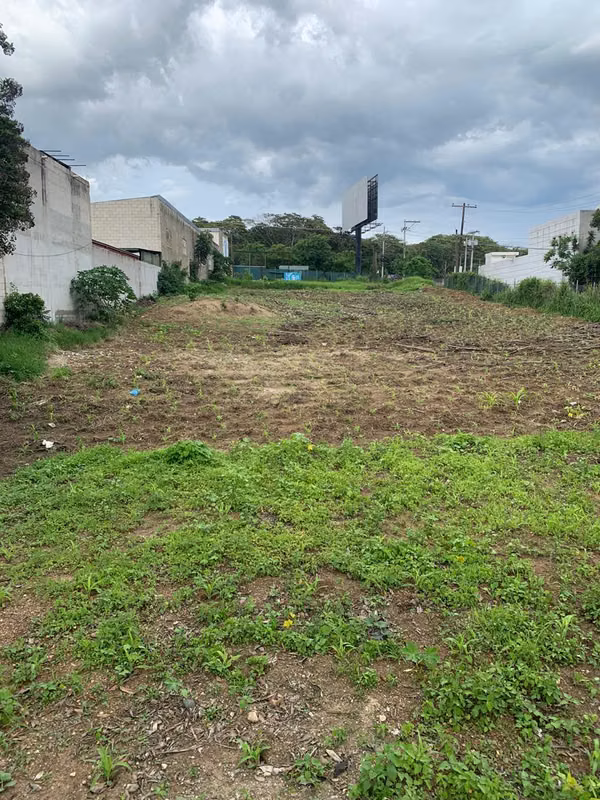 LAND FOR SALE IN SAN MIGUEL PETAPA NEAR TO ECONOCENTRO ALAMOS ON MAIN STREET