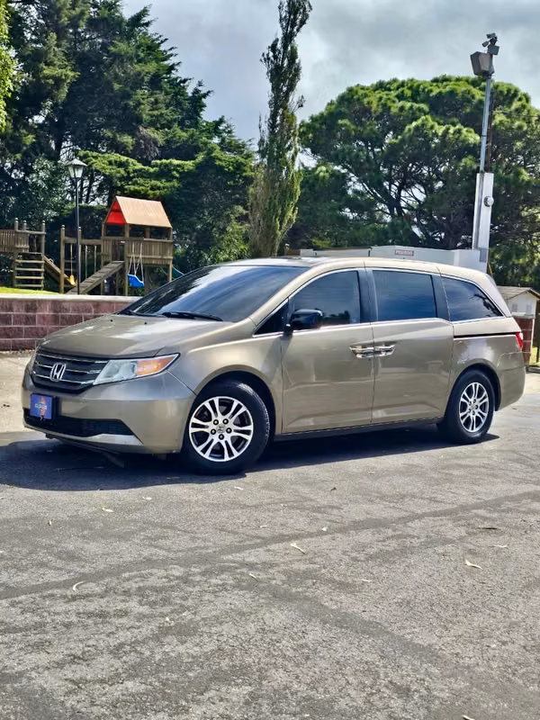 HONDA ODYSSEY 3.5 AUTOMÁTICA V6 2011 DE AGENCIA