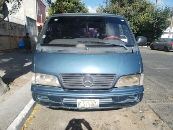 MERCEDES BENZ MB100 YEAR 2003