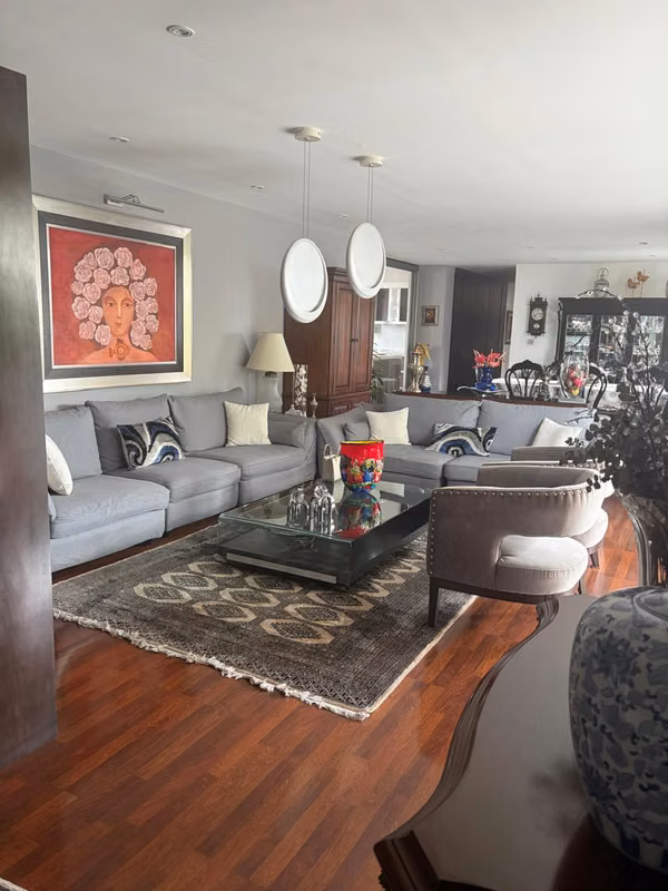 APARTAMENTO REMODELADO EN VENTA ZONA 14