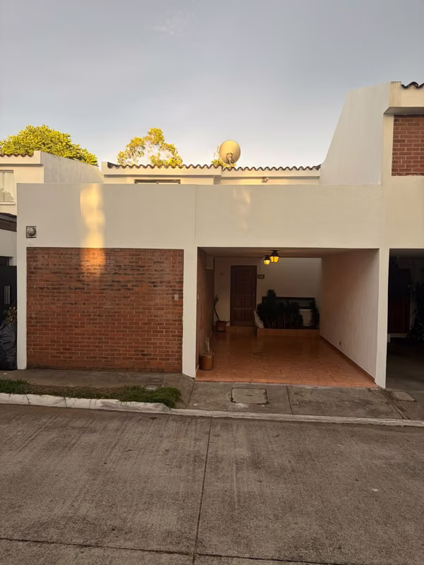 Newly renovated house near Santa Amelia