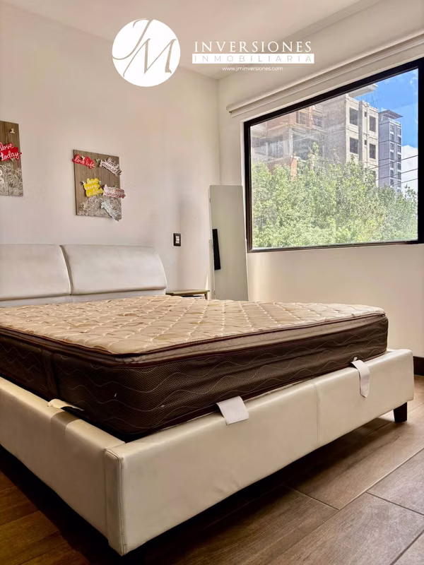 Apartamento en Renta Amueblado en zona 10