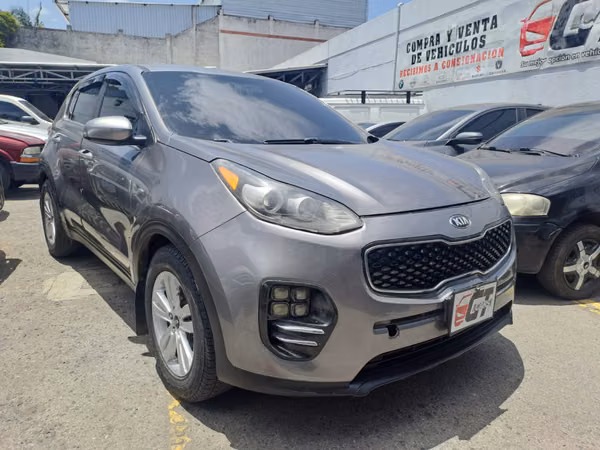 Kia Sportage Fe 2017 Imported Automatic and Tiptronic Well Care Beautiful Family Truck