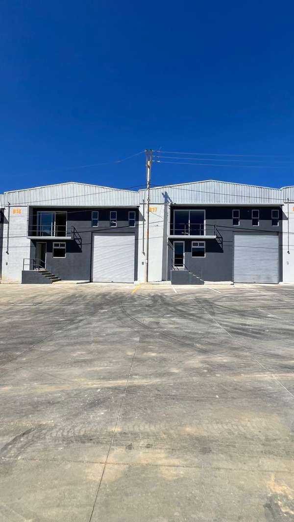 WAREHOUSE FOR RENT – Road to El Salvador