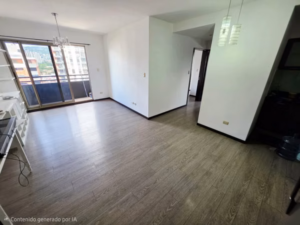 ALQUILO APARTAMENTO EN NEO ZONA 10, CON BALCON