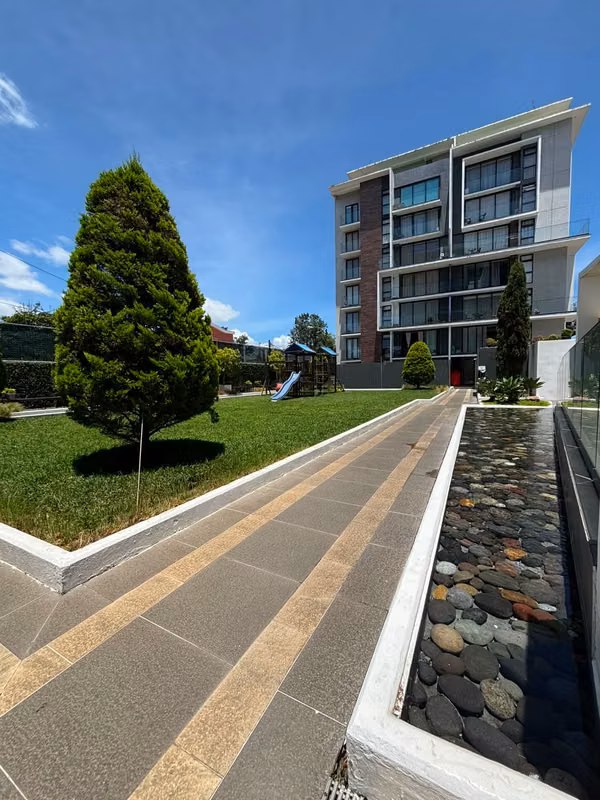 Apartamento en Renta Epic 15 Zona 15, 2 Balcones