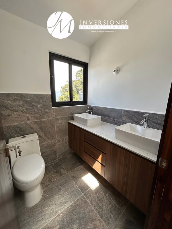 Casa en Venta km 20 San José Pinula