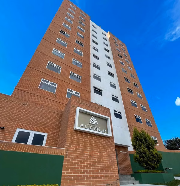 RENTO APARTAMENTO EN REFUGIO DE ALCALA ZONA 15 VHI ATRAS DE LA MULTIMEDICA
