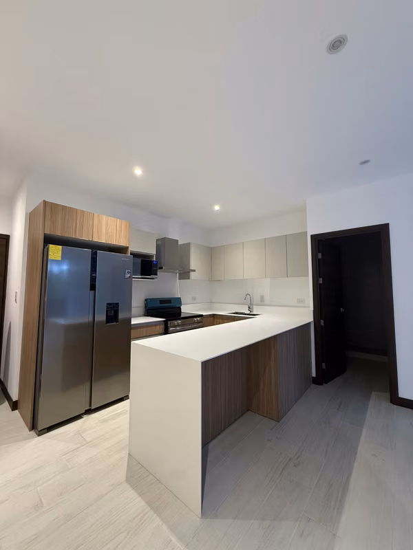 Rento apartamento para a estrenar zona 15 en Spazio Residencias 