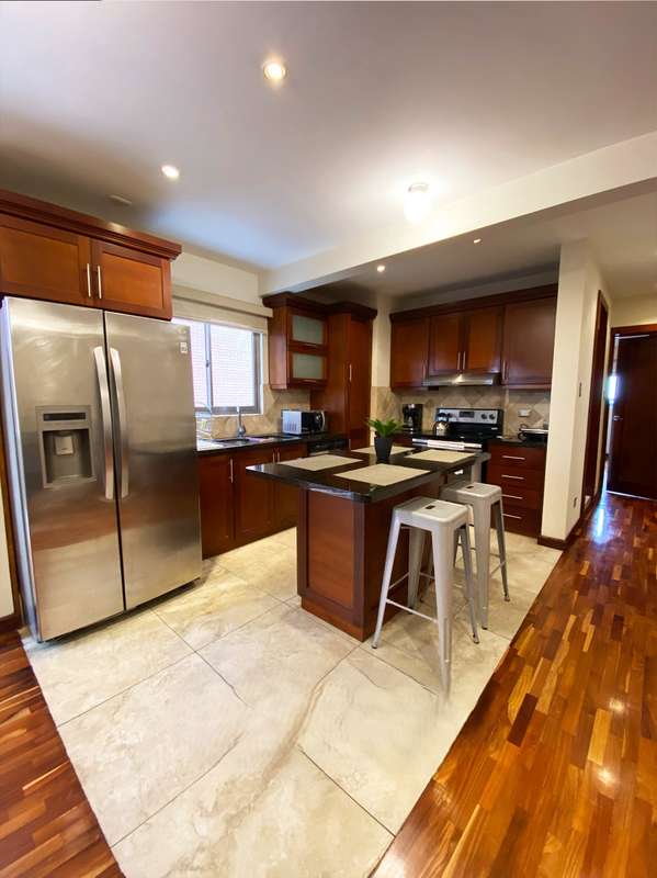 Apartamento en renta 2 Habitaciones 104 mts² - Q8,100 + IVA  | Casa Alhambra  Zona 15 