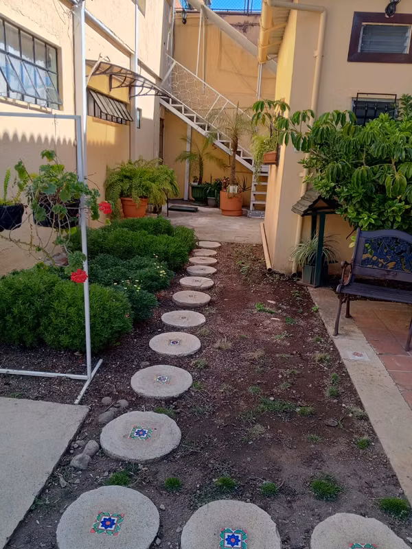 RENT APARTMENT FURNISHED IN AREA 9
