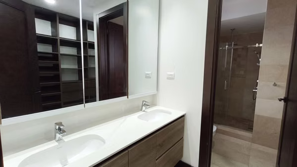 Apartment for Sale in Laurel z15 vh1