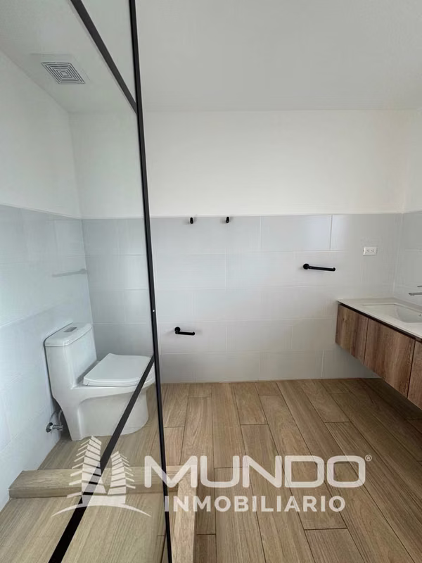 LARGE APARTMENT FOR SALE OR RENT IN AREA 10