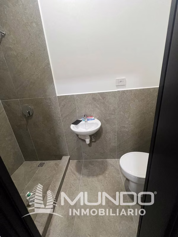 PENTHOUSE IN CAYALA WALNUT RENT