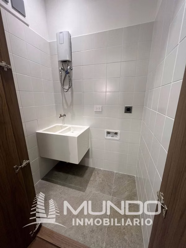PENTHOUSE IN CAYALA WALNUT RENT