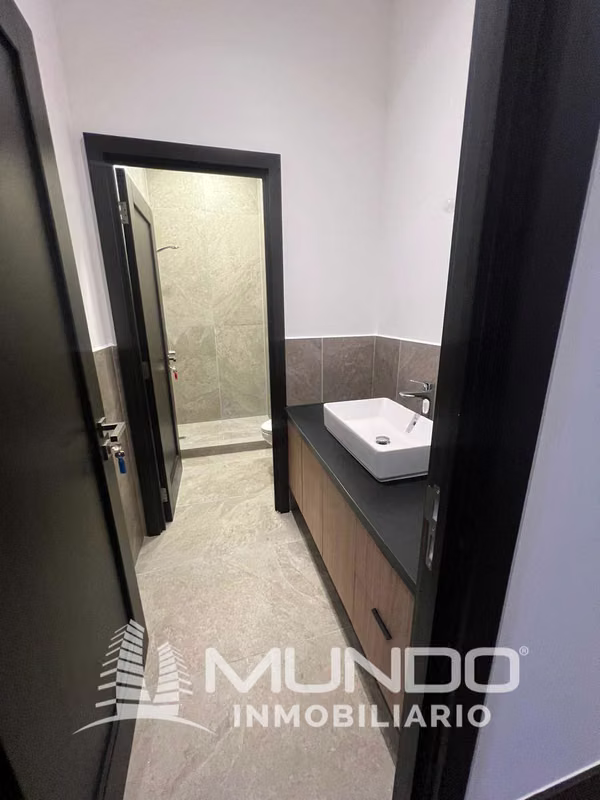 PENTHOUSE IN CAYALA WALNUT RENT