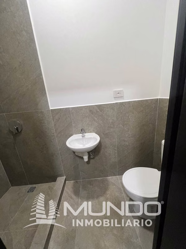 PENTHOUSE IN CAYALA WALNUT RENT