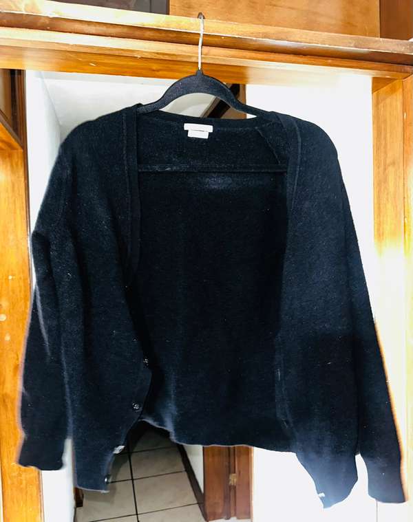 CARDIGAN - BRAND: UNIFIED COLORS OF BENETTON - COLOR: BLACK - SIZE: S - ORIGINAL