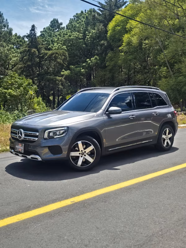 MERCEDES BENZ GLB 200 PROGRESSIVE+ 1.4 TURBO AUTOMATICA 2020 AGENCIA