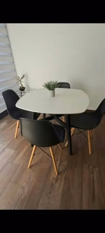 APARTAMENTO EN RENTA EN ZONA 10 EDIFICIO MORETTI