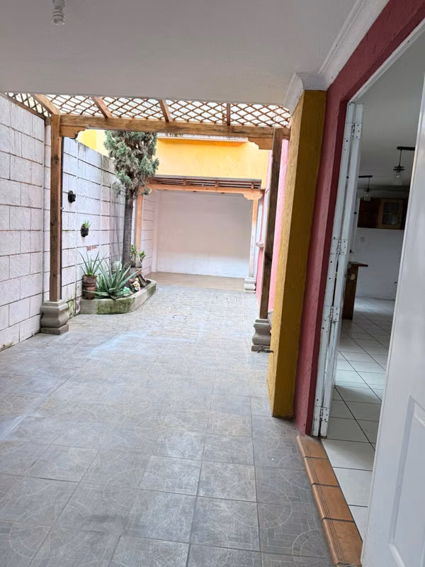 Casa en venta Condominio El Manantial de San Rafael zona 18