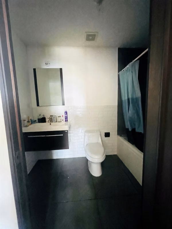 Alquiler de apartamento en zona 11 Balmes de 2 dormitorios con ampliación en aréas sociales