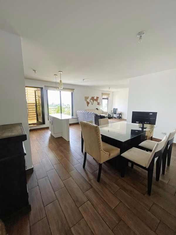 Alquiler de apartamento en zona 11 Balmes de 2 dormitorios con ampliación en aréas sociales