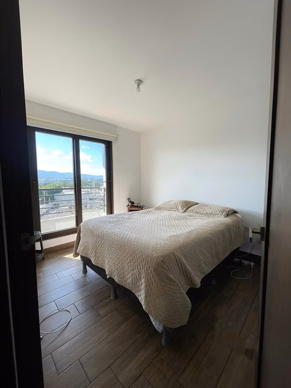 Alquiler de apartamento en zona 11 Balmes de 2 dormitorios con ampliación en aréas sociales