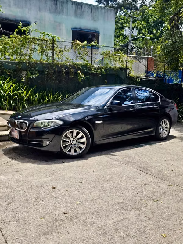 BMW 528i 2.0 TWIN TURBO AUTOMATIC 4 CIL. 2013 AGENCIA