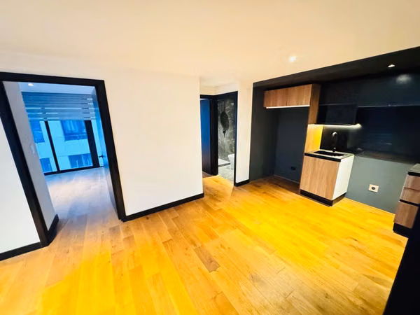 APARTAMENTO EN RENTA EN VILLA MARISCAL ZONA 11 | 3 HABITACIONES + 2 PARQUEOS