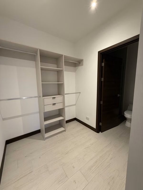 Rento apartamento para estrenar zona 15 en Spazio Residencias